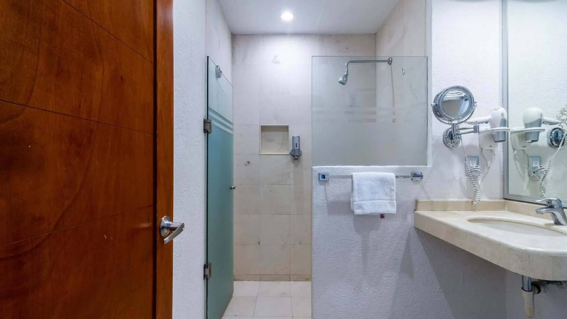Meson Ejecutivo Guadalajara Minerva - Av Mexico Hotel Mexico