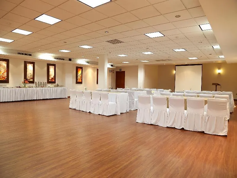 Meson Ejecutivo Guadalajara Minerva - Av Mexico Hotel